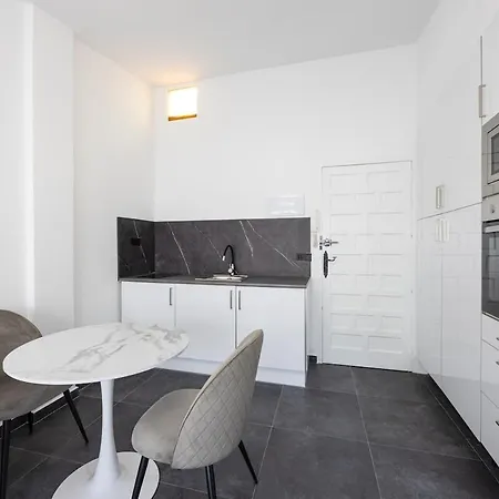 Jasmine Apartment